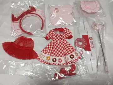 네오 브라이스 도나 도넛 브라이스 디폴트 아웃핏 일식