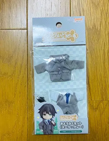 넨도로이드돌 의상 세트 수트 그레이