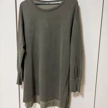 쿨카레안 올리브 그린 긴팔 T셔츠 사이즈 38