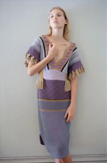 마메쿠로구치 프린지 니트 원피스