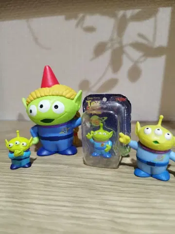 리틀 그린멘 피규어