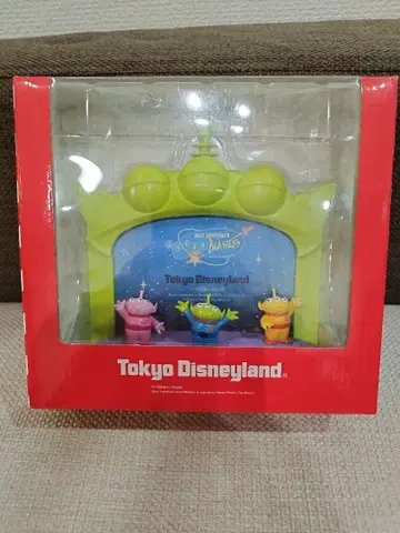 디즈니랜드 사진 스탠드 리틀 그린멘