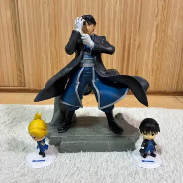 강철의 연금술사 피규어 3개 세트 묶음 판매 제일복권