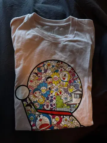 UNIQLO 도라에몽 T셔츠 S사이즈