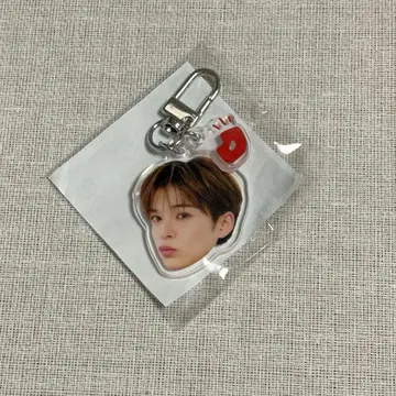 TREASURE 아사히 CAPSULE TOY A