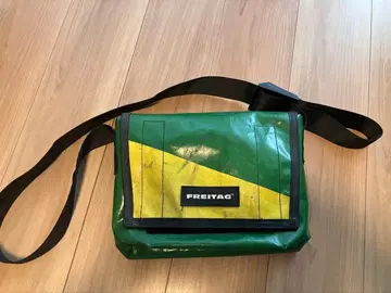 FREITAG 메신저 백 그린과 노랑