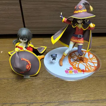 메구밍 피규어 2체 세트