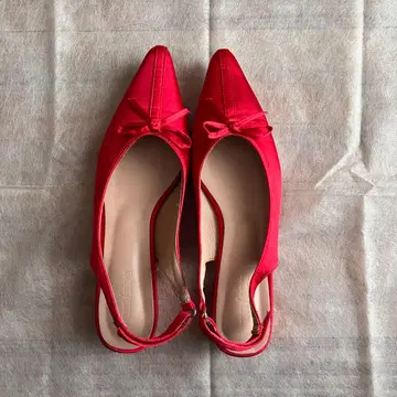 un/neu 펌프스 포인티드 새틴 리본 뮬