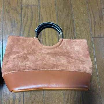 LE VERNIS 르 베르니 핸드백