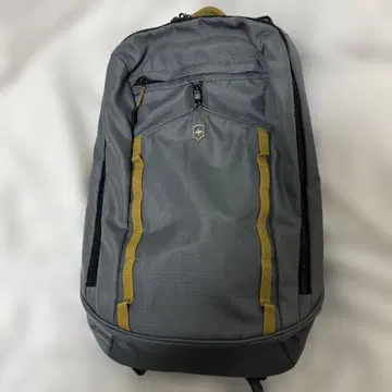 Victorinox 그레이 백팩