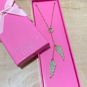 극미품! 빅토리아시크릿 깃털 모티브 큐빅 목걸이 골드