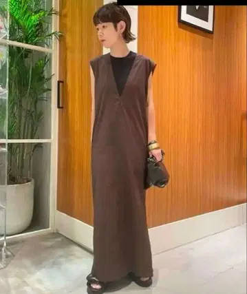 [택 포함 새상품] CABaN 실크 네프 스트레치 V넥 롱 원피스