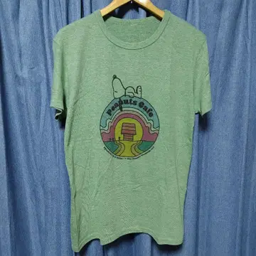 PEANUTS 스누피 카페 T셔츠 그린