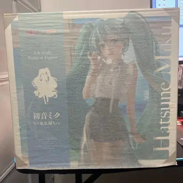 하츠네 미쿠 NT풍 사복 Ver. 1/6 스케일 플라스틱제 피규어