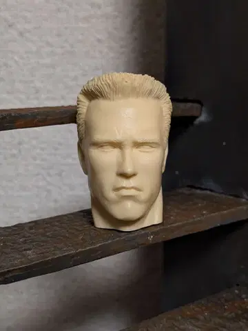 아놀드 슈왈제네거 코만도 피규어 헤드 레진제 1/6