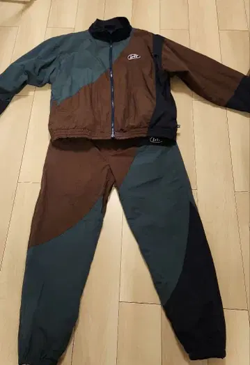 Lafayette FILA 콜라보 나일론 셋업 XL