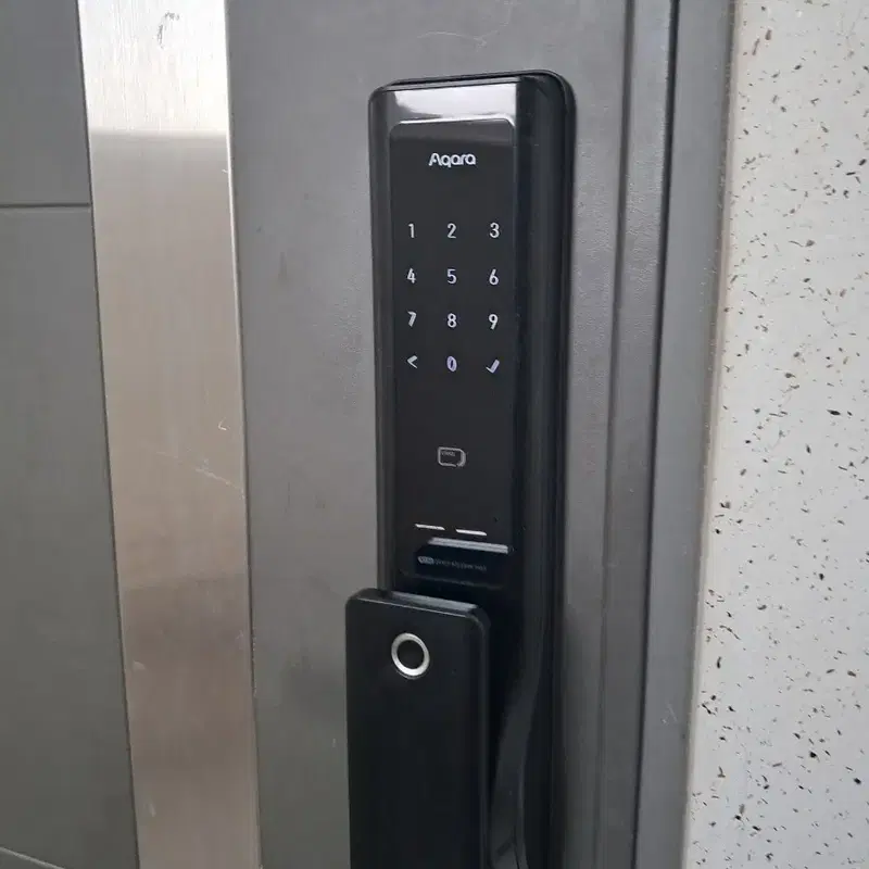 아카라도어락 K100 새제품 판매합니다