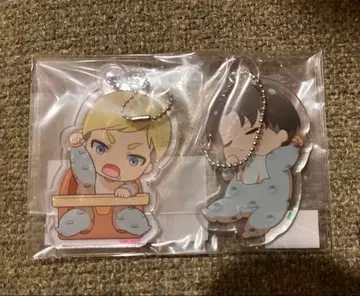 진격의 거인 아크릴 키링 리바이 엘빈 아기 유년기 미개봉 새상품