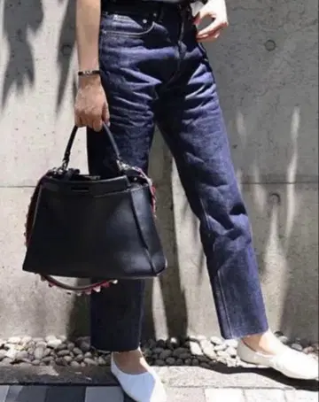 MADISONBLUE TAPERED DENIM 매디슨 블루 테이퍼드