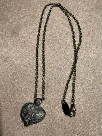 [ 단종 ] ADNEW 하트 목걸이 현진 지젤 착용