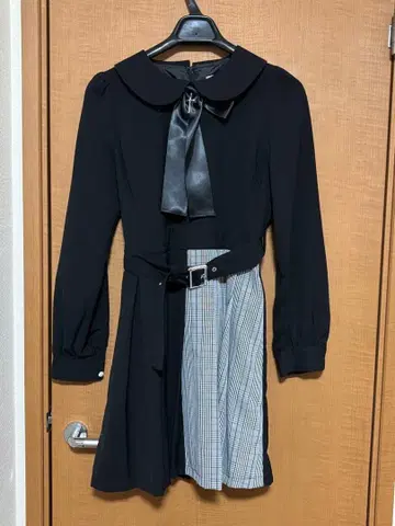 Ank Rouge 크로스 리본 원피스 사이즈 M