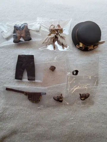 [ 미사용 ] 넨도로이드돌 카노 의상 일체 ( 모자 깃털 가방 포함 )