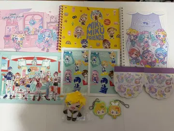 보컬로이드 봉제 인형 메모 100엔 굿즈 콜라보