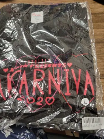 모모이로 클로버 Z AYAKA KARNIVA 2020 티셔츠 L 사이즈