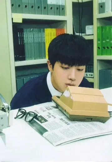 BTS 13000엔 구매 혜택 JIN HAPPY POP-UP