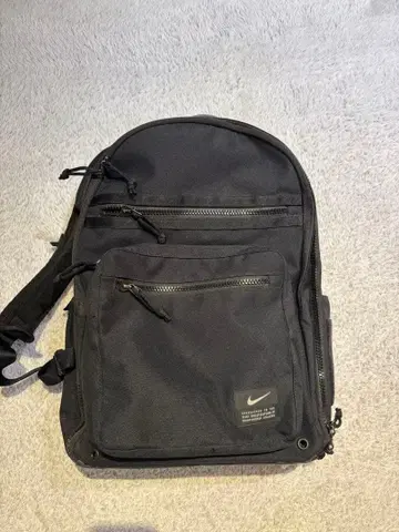 NIKE 럭색