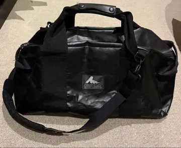 그레고리 구형 로고 롱홀 쉘터라이트 보스턴 백 블랙