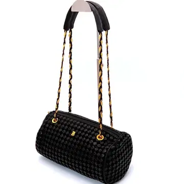 새상품급 BALLY 인트레차트 가죽 체인 숄더백 블랙