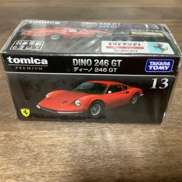 토미카 프리미엄 13 페라리 디노 246 GT