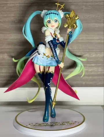 하츠네 미쿠 GT 프로젝트 레이싱 미쿠 2018 1/7 완성품 피규어