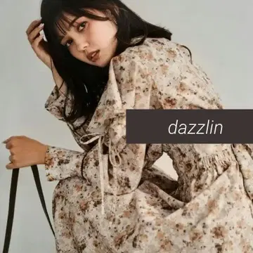 dazzlin 쉐도우 플라워 아트 프릴 원피스 브라운 프리 사이즈