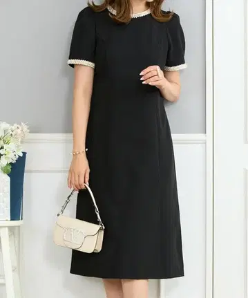 프리마셰렐 샤이니 블레이드 스트레치 원피스 블랙