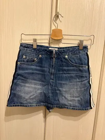 GYDA 인디고 블루 데님 미니 스커트