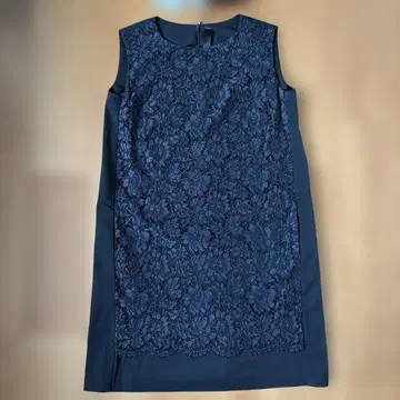 4298 시즈카 코무로 네이비 슬리브리스 무릎 기장 원피스