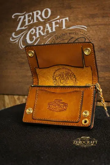 ZERO CRAFT 미들 트래커 지갑 앤티크 카멜