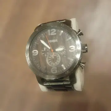 FOSSIL 크로노그래프 손목시계 건메탈