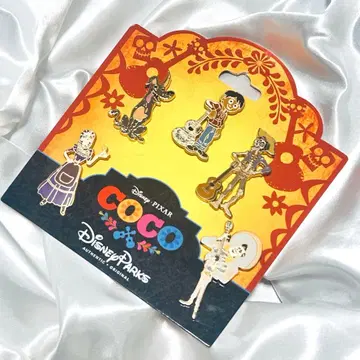 [새상품] Disney Pixar 리멤버 미 핀 배지 5개