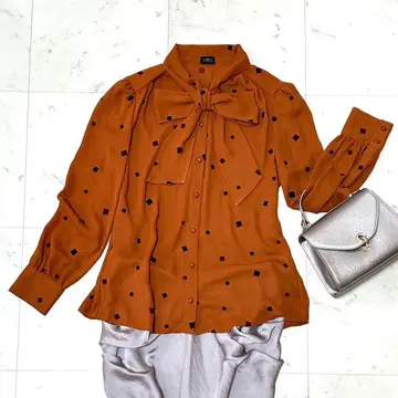 그레이스 콘티넨탈 오렌지 브라운 도트 무늬 쉬폰 블라우스 긴팔