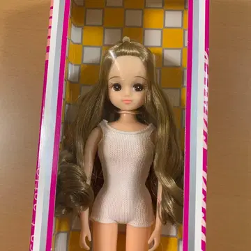 20명의 인형 의류 작가와 리카짱 L.P.C 모델 Licca Castle