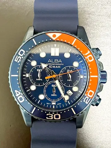 세이코 ALBA 미사용 100m 방수 크로노그래프 알바 네이비 x 빨간색