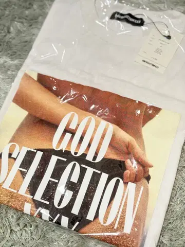 가격 인하 중! 새상품 GODSELECTION XXXT 셔츠