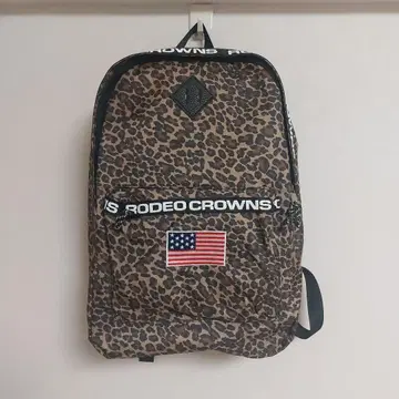 RODEO CROWNS 로데오 레오파드 무늬 백팩 D팩 레오파드