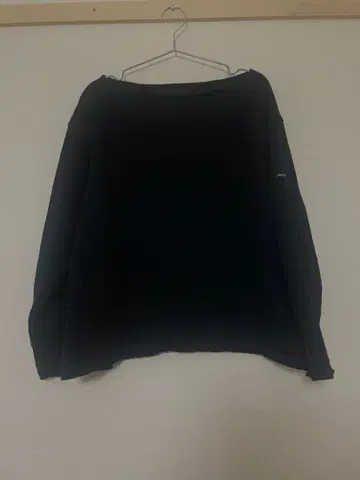 outil 바스크 셔츠