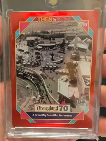 Topps Disneyland 70th 레드 패러렐 1/5