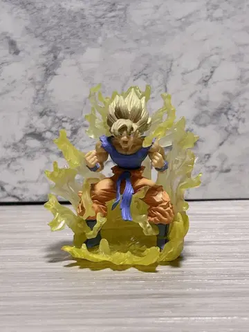 드래곤볼 손오공 피규어