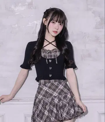 pium 요크 절개 하트 버튼 니트 프론트 버튼 체크 플리츠 미니 스커트